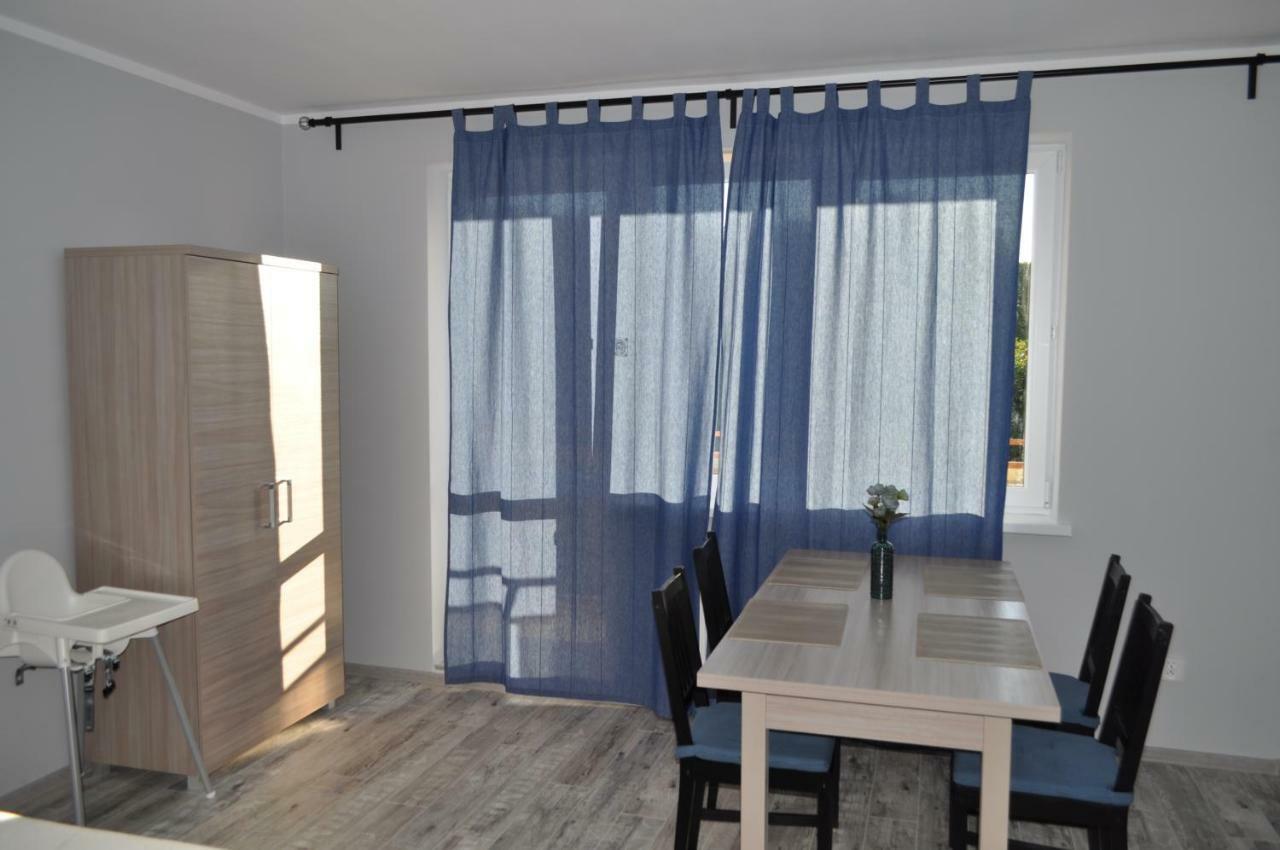 Apartament Wrzos Dziwnowek Bagian luar foto
